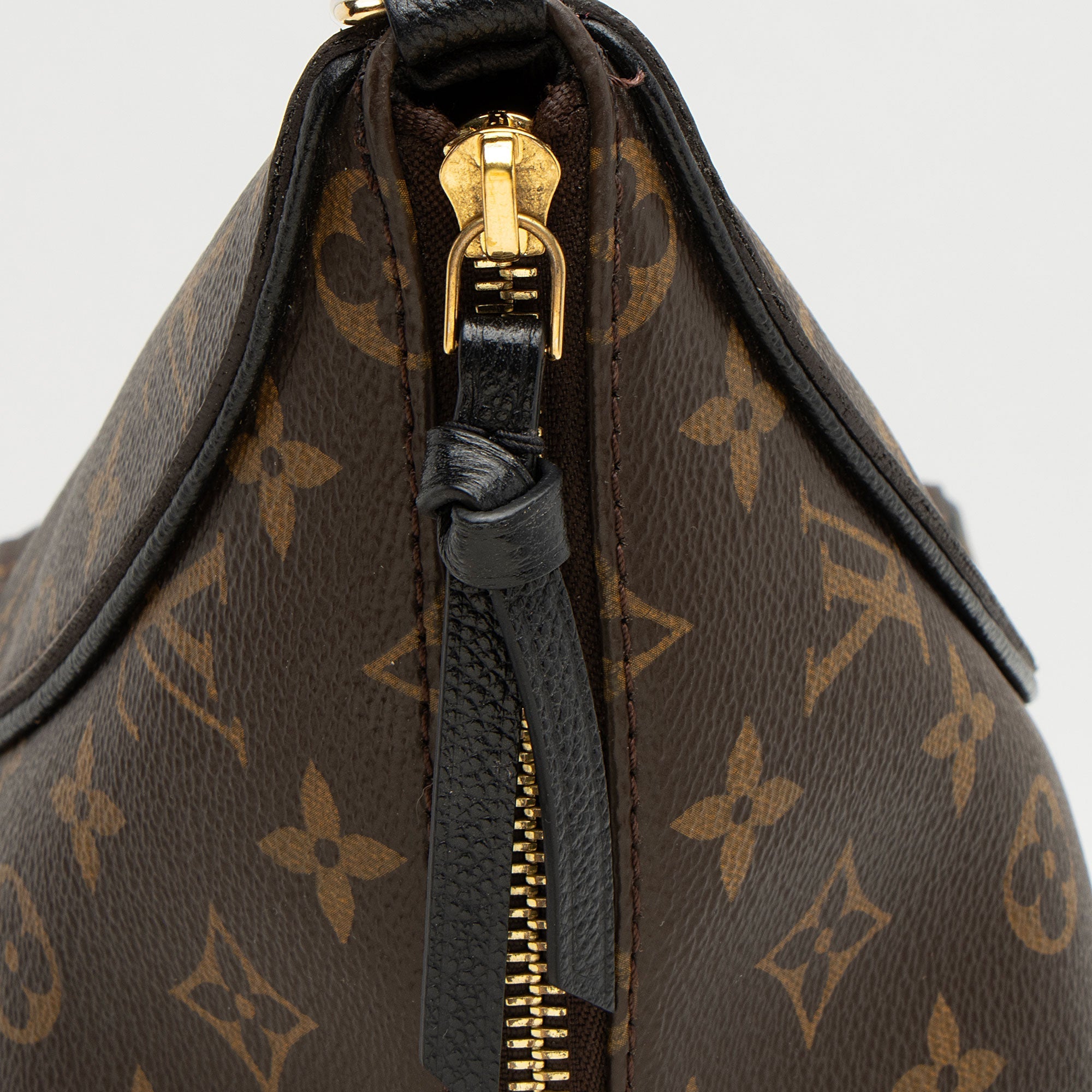 Louis Vuitton Monogram Canvas Tournelle MM Tote (SHF-A8g6Pt)