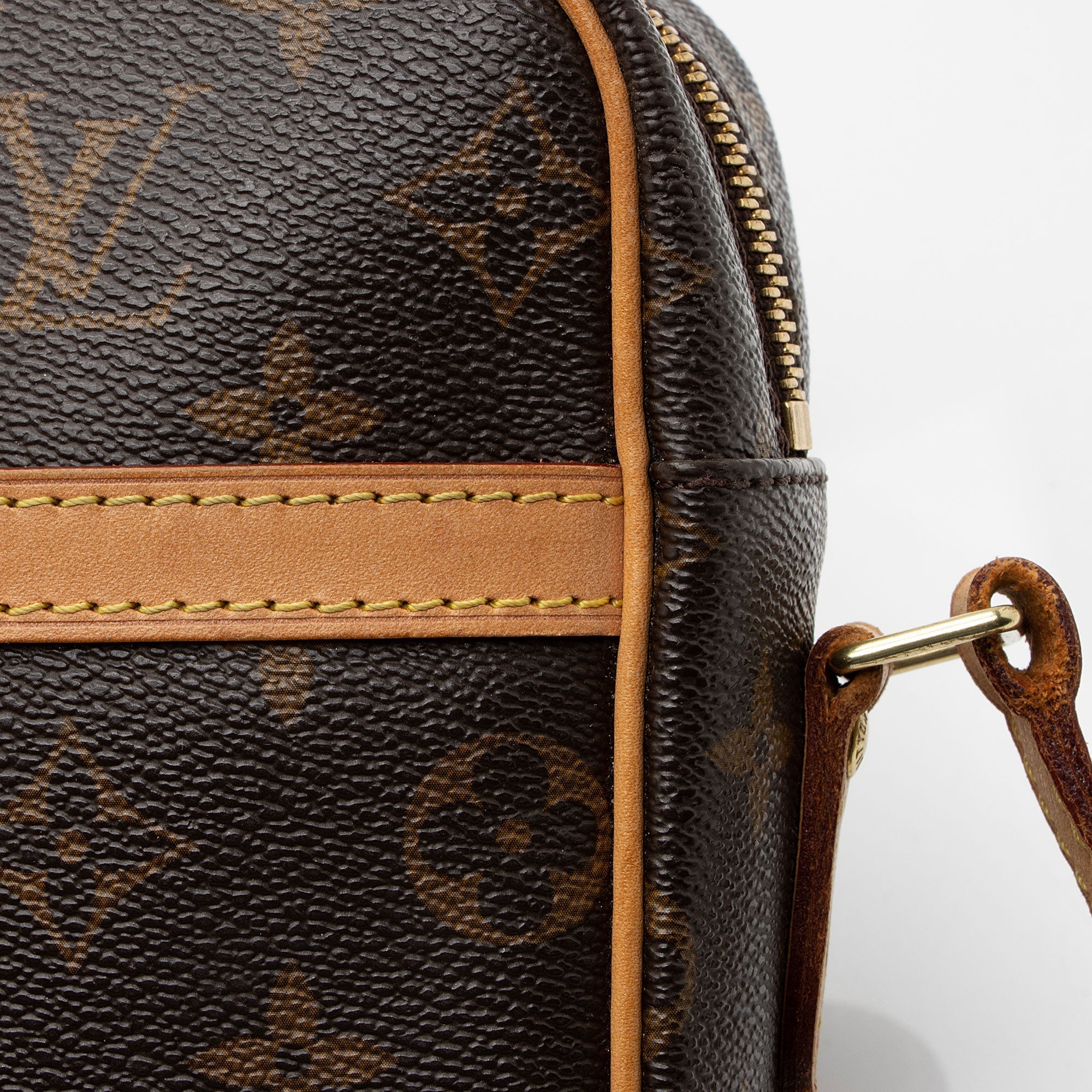 Louis Vuitton Monogram Canvas Trocadero 27 Shoulder Bag (SHF-DEAQoA)