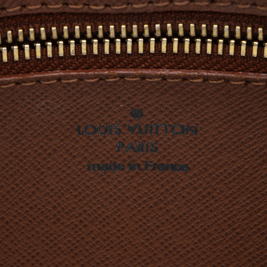 Louis Vuitton Monogram Canvas Trocadero 27 Shoulder Bag (SHF-DEAQoA)