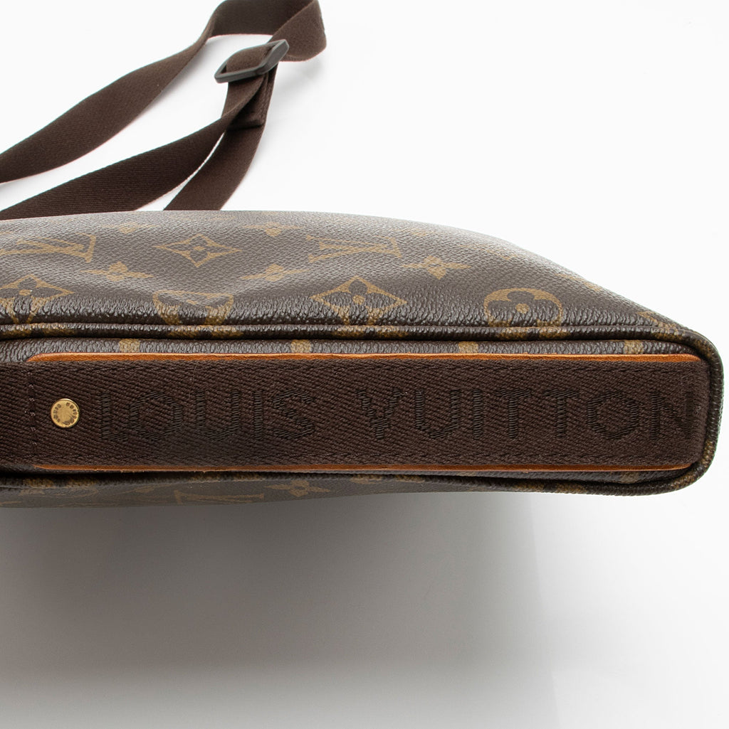 Louis Vuitton Monogram Canvas Trotteur Beauborg Messenger (SHF-n6KeNq)