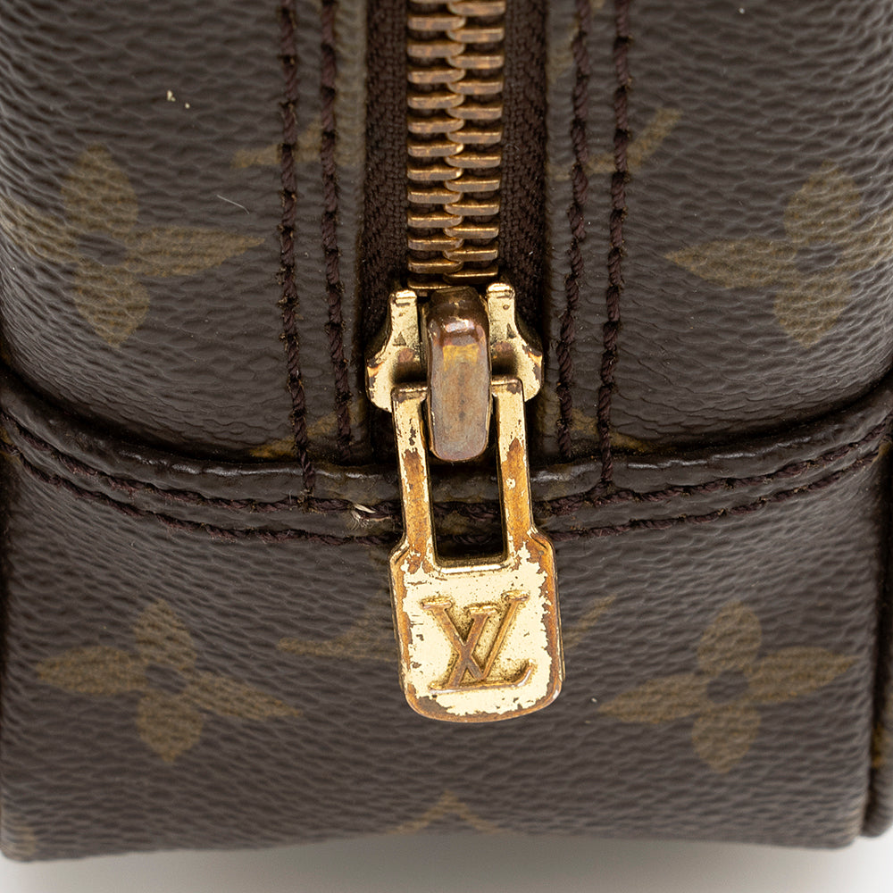 Louis Vuitton  Monogram Canvas Trousse Toiletry Pouch 23 (SHF-20360)