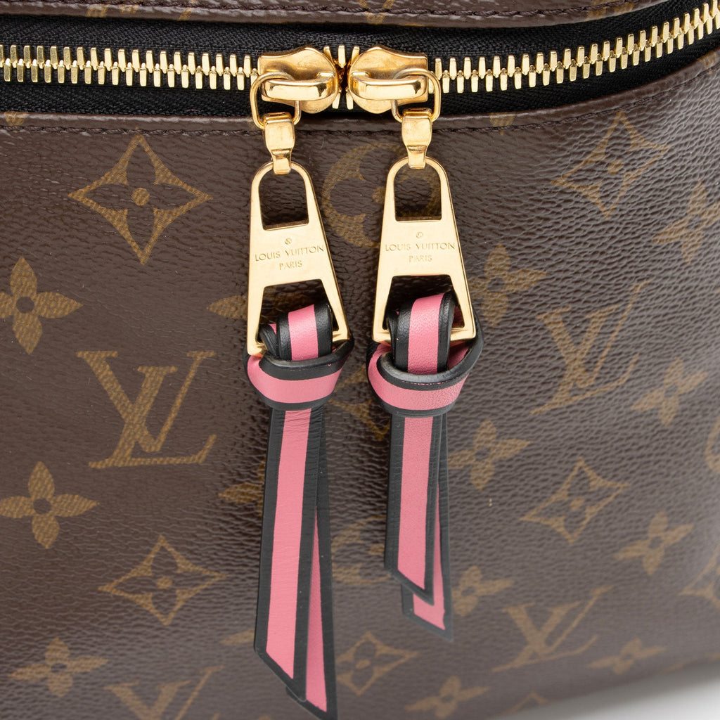 Louis Vuitton Monogram Canvas Tuileries Besace Shoulder Bag
