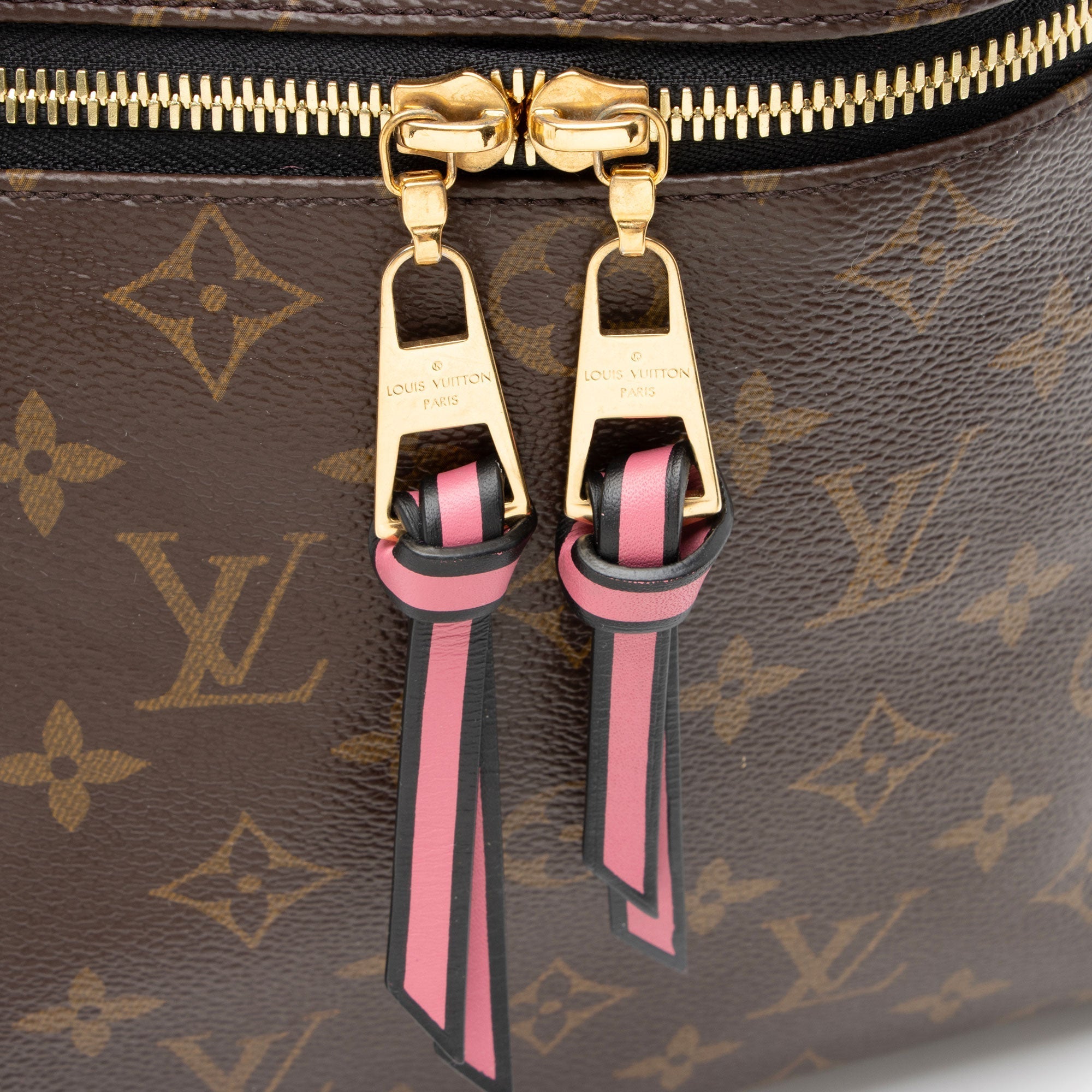 Louis Vuitton Monogram Canvas Tuileries Besace Shoulder Bag