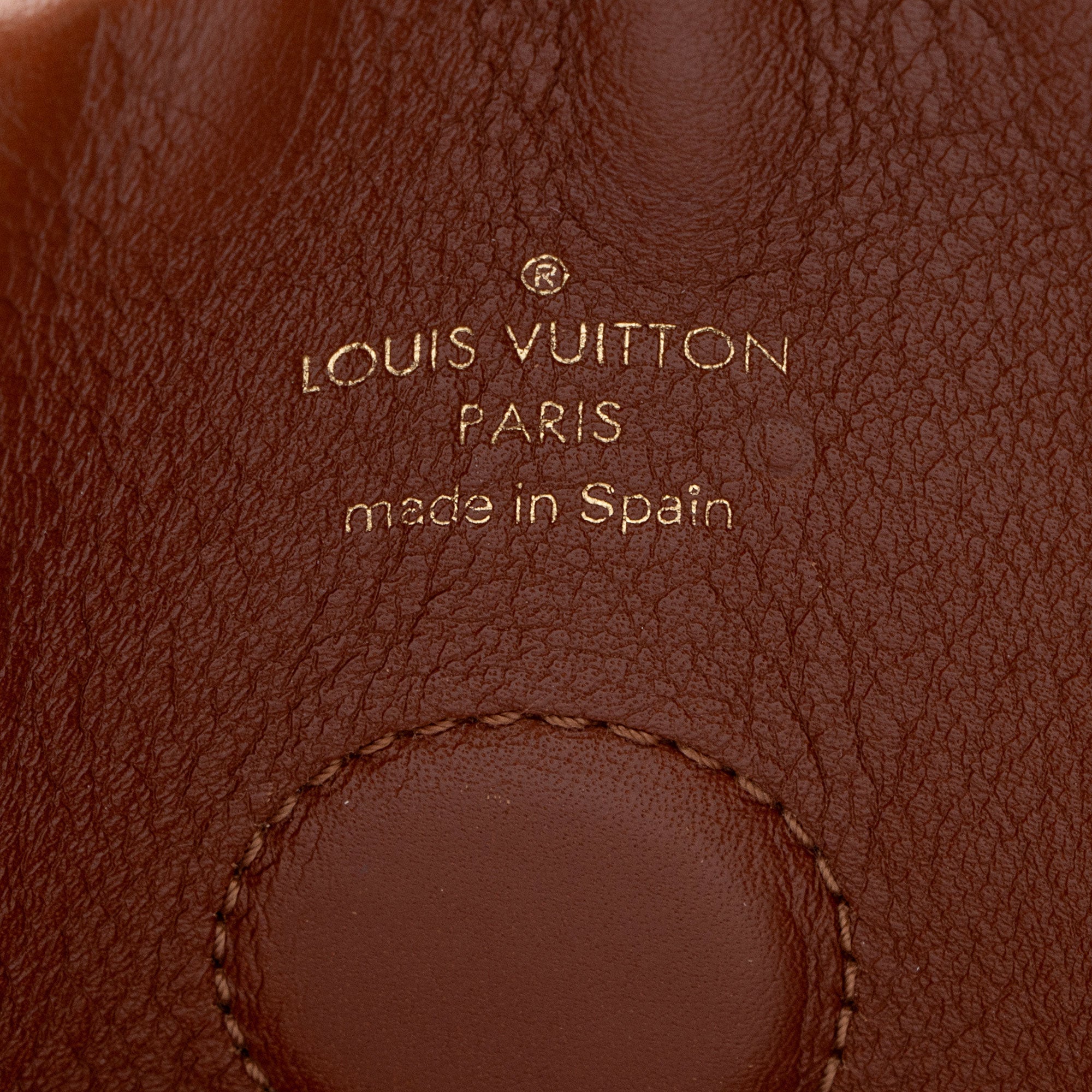 Louis Vuitton Monogram Canvas Tuileries Hobo (SHF-Xu74nD)
