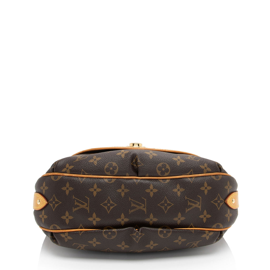 Louis Vuitton Monogram Canvas Tulum PM Shoulder Bag (SHF-DIdfDN)
