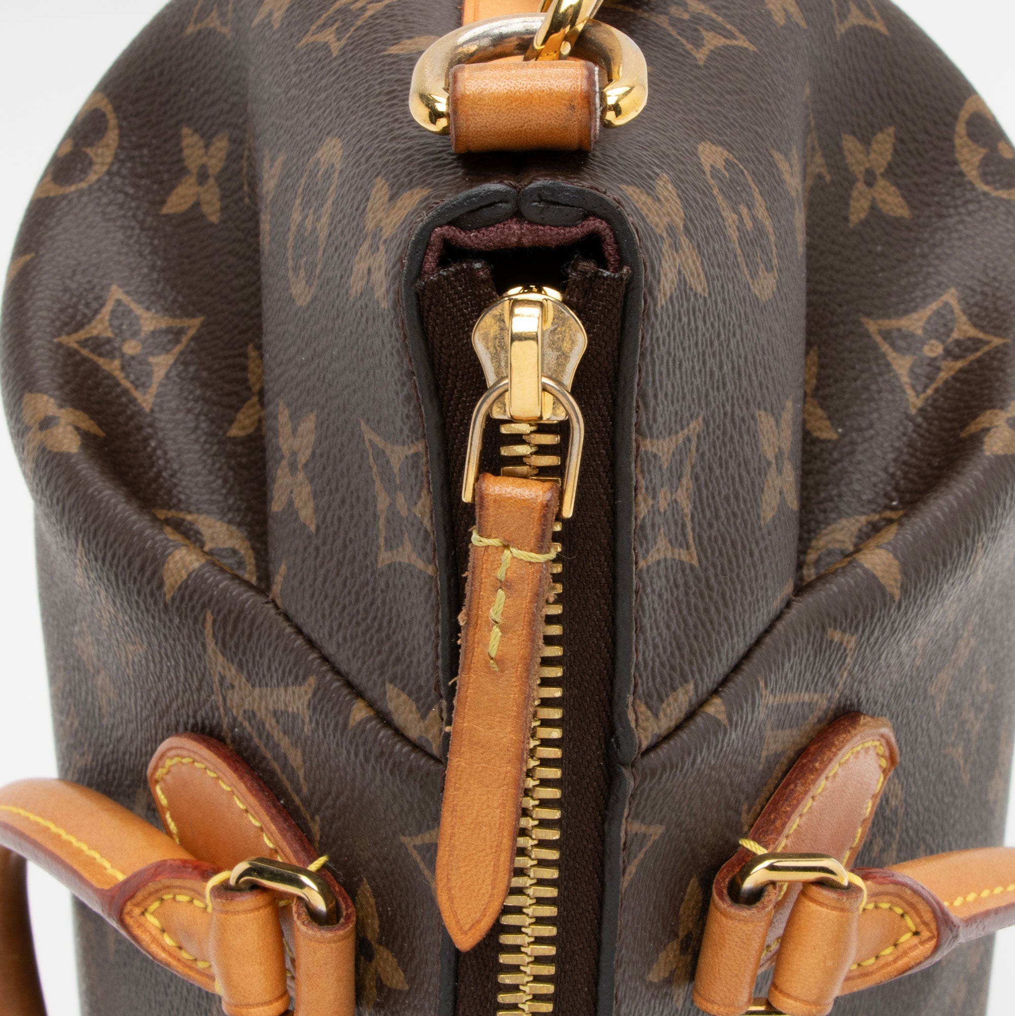Louis Vuitton Monogram Canvas Turenne PM Satchel (SHF-6QwuEO)
