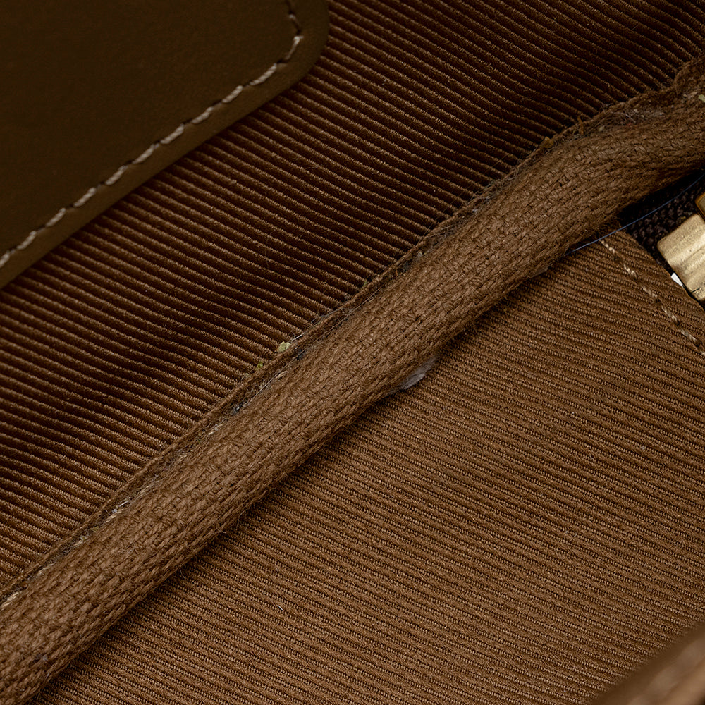 Louis Vuitton Monogram Canvas Utility Bag (SHF-20456)