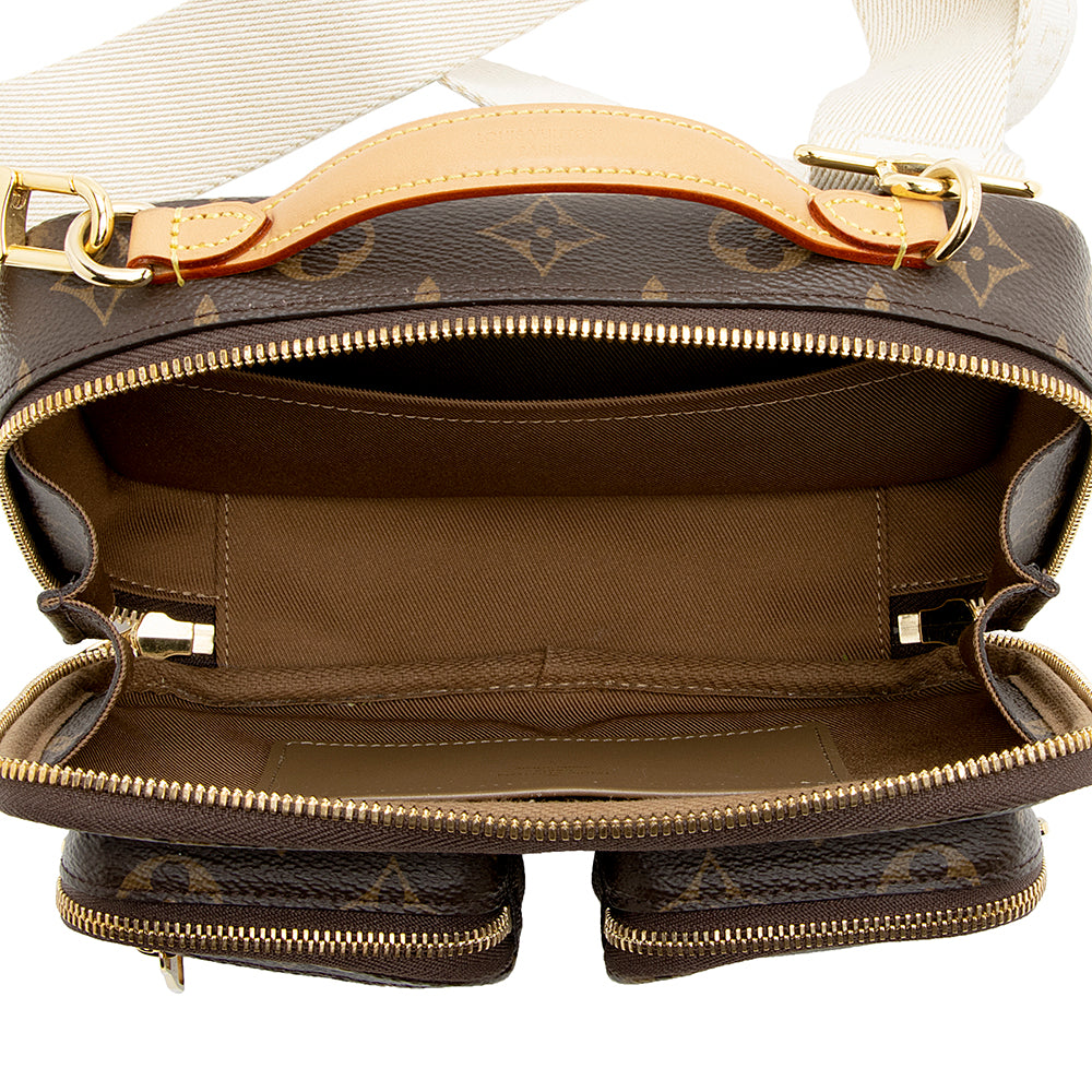 Louis Vuitton Monogram Canvas Utility Bag (SHF-20456)