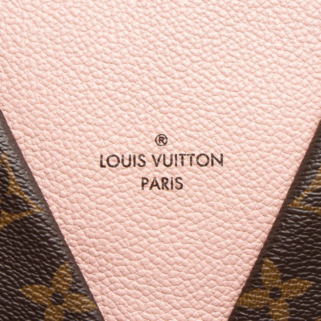 Louis Vuitton Monogram Canvas V Tote BB (SHF-m056eT)