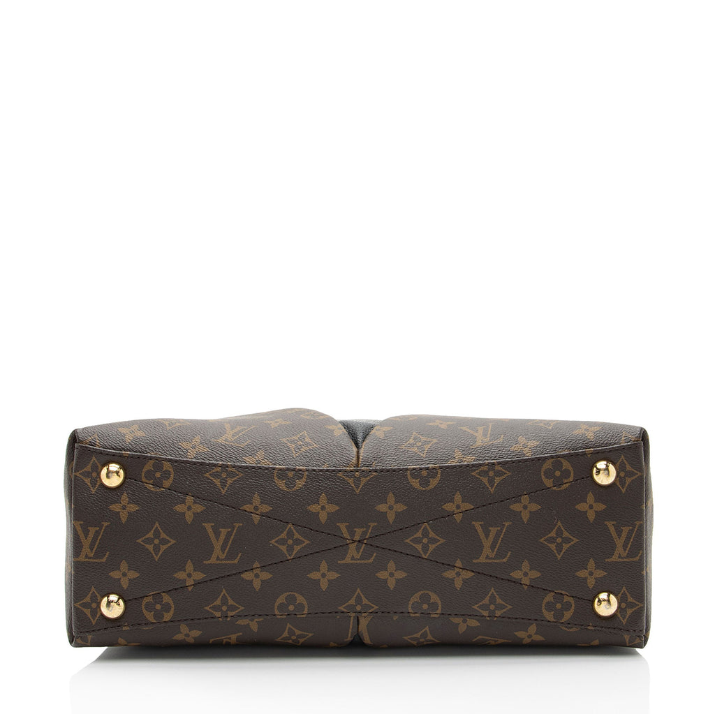 Louis Vuitton Monogram Canvas V Tote MM