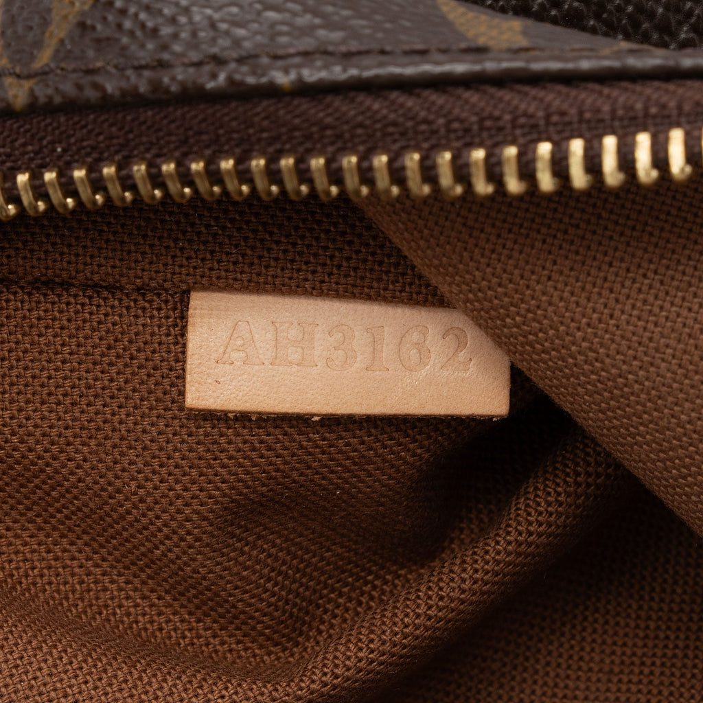 Louis Vuitton Monogram Canvas Valmy Pochette Messenger (SHF-FCI1ag)