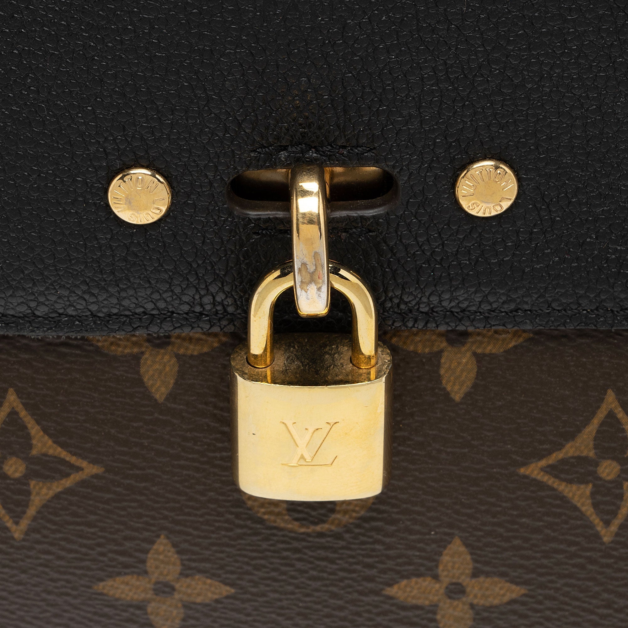Louis Vuitton Monogram Canvas Venus Satchel (SHF-vMKzrf)