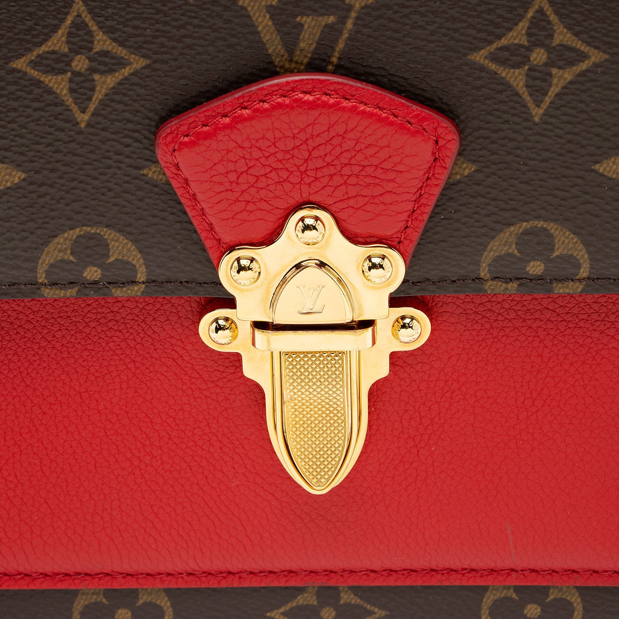 Louis Vuitton Monogram Canvas Victoire Chain Bag (SHF-MCNB1E)