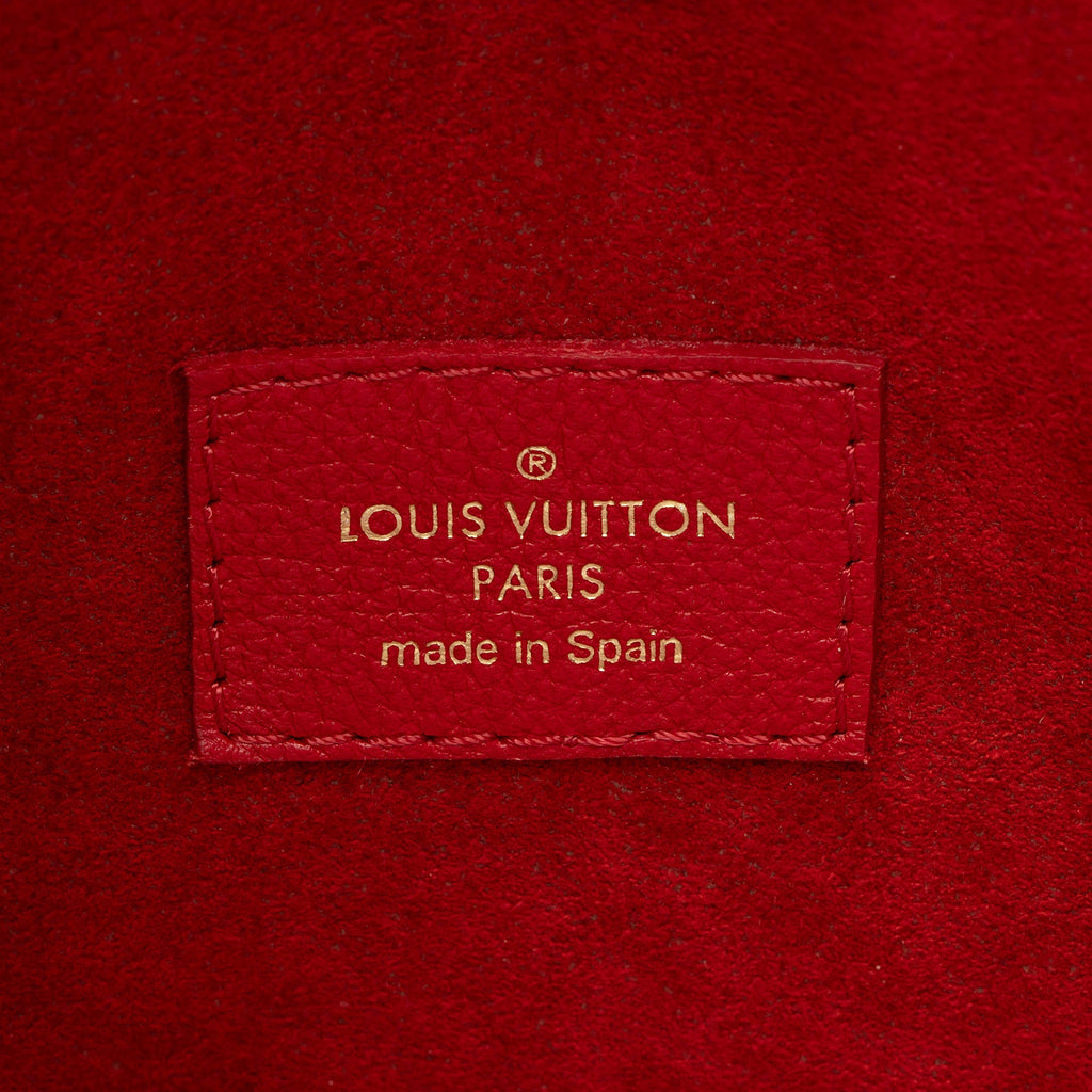 Louis Vuitton Monogram Canvas Victoire Chain Bag (SHF-MCNB1E)