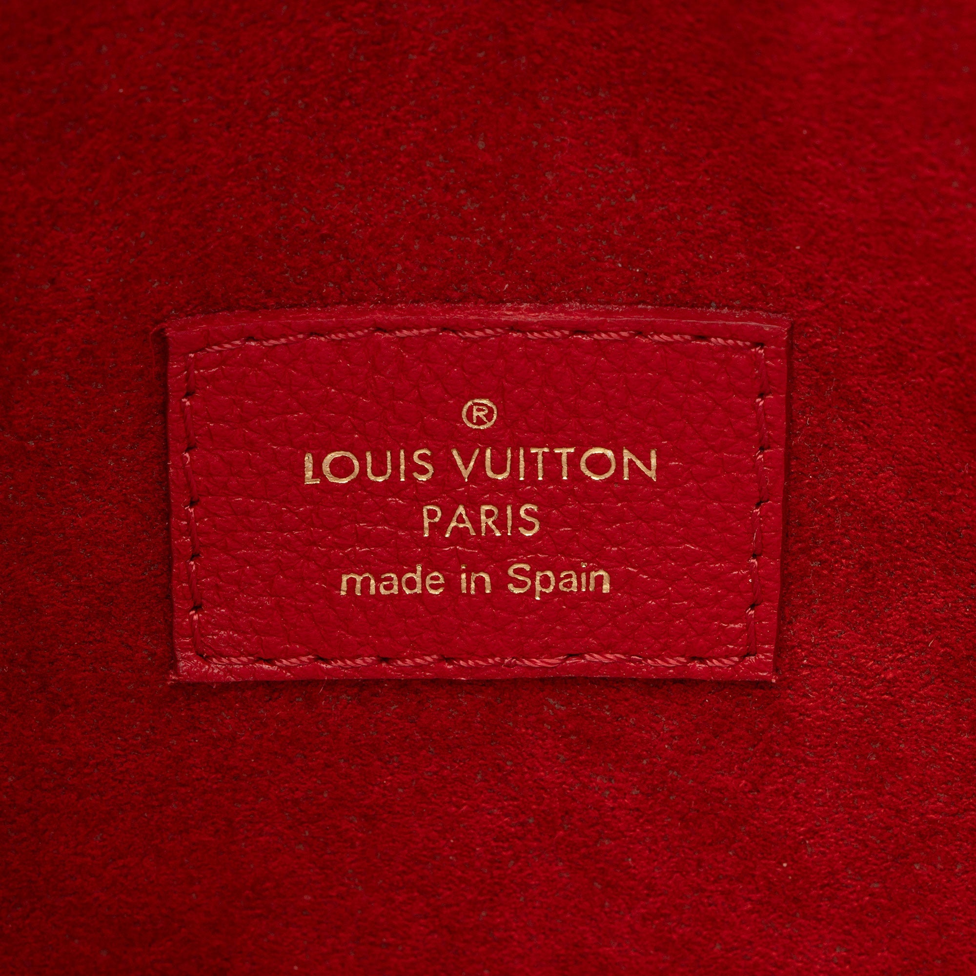 Louis Vuitton Monogram Canvas Victoire Chain Bag (SHF-MCNB1E)