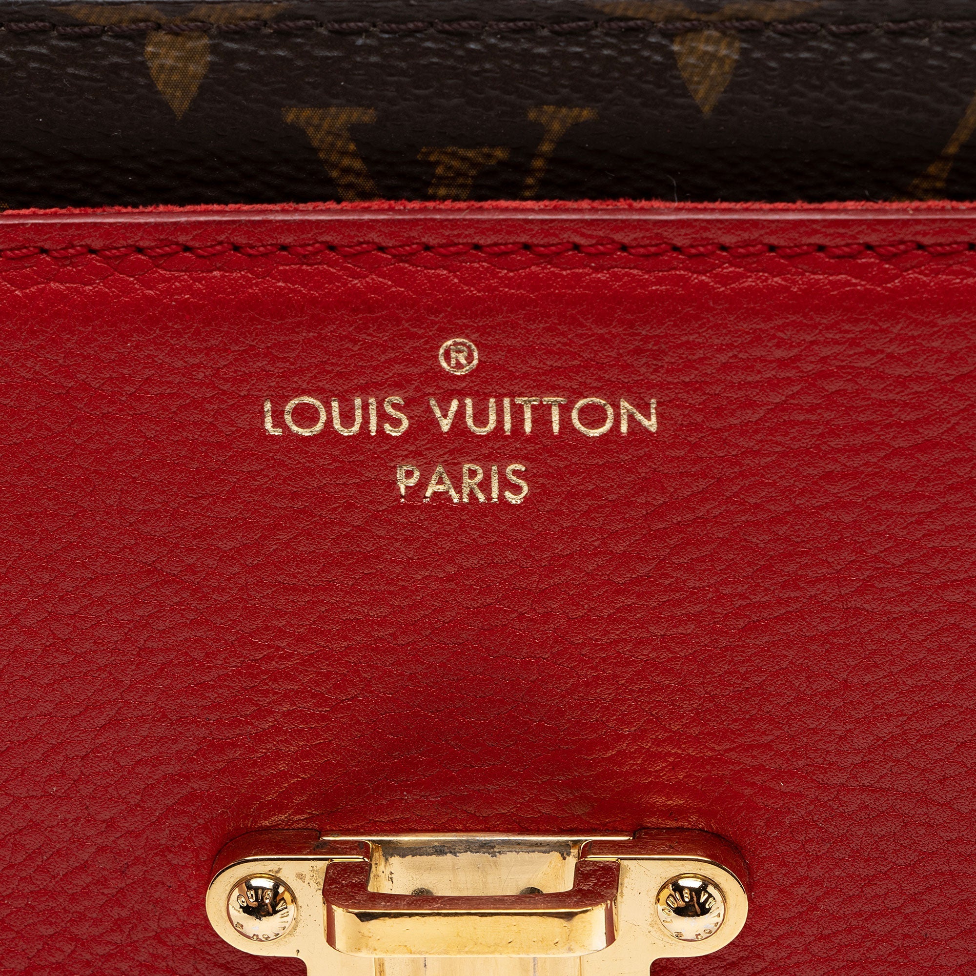 Louis Vuitton Monogram Canvas Victoire Chain Bag (SHF-cjtklU)