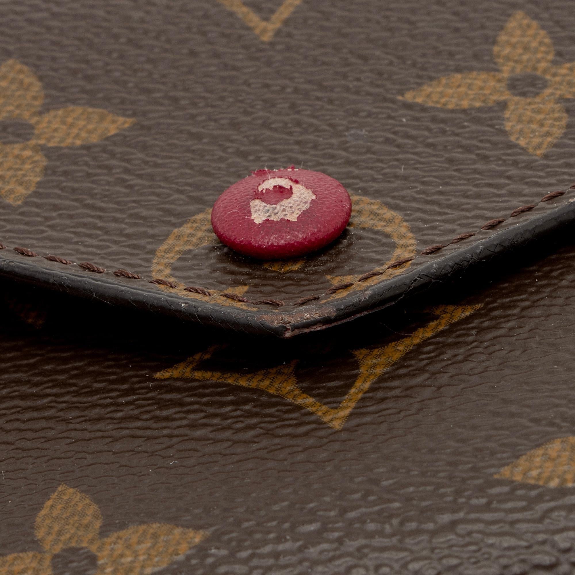 Louis Vuitton Monogram Canvas Victorine Wallet (SHF-4K4u4K)