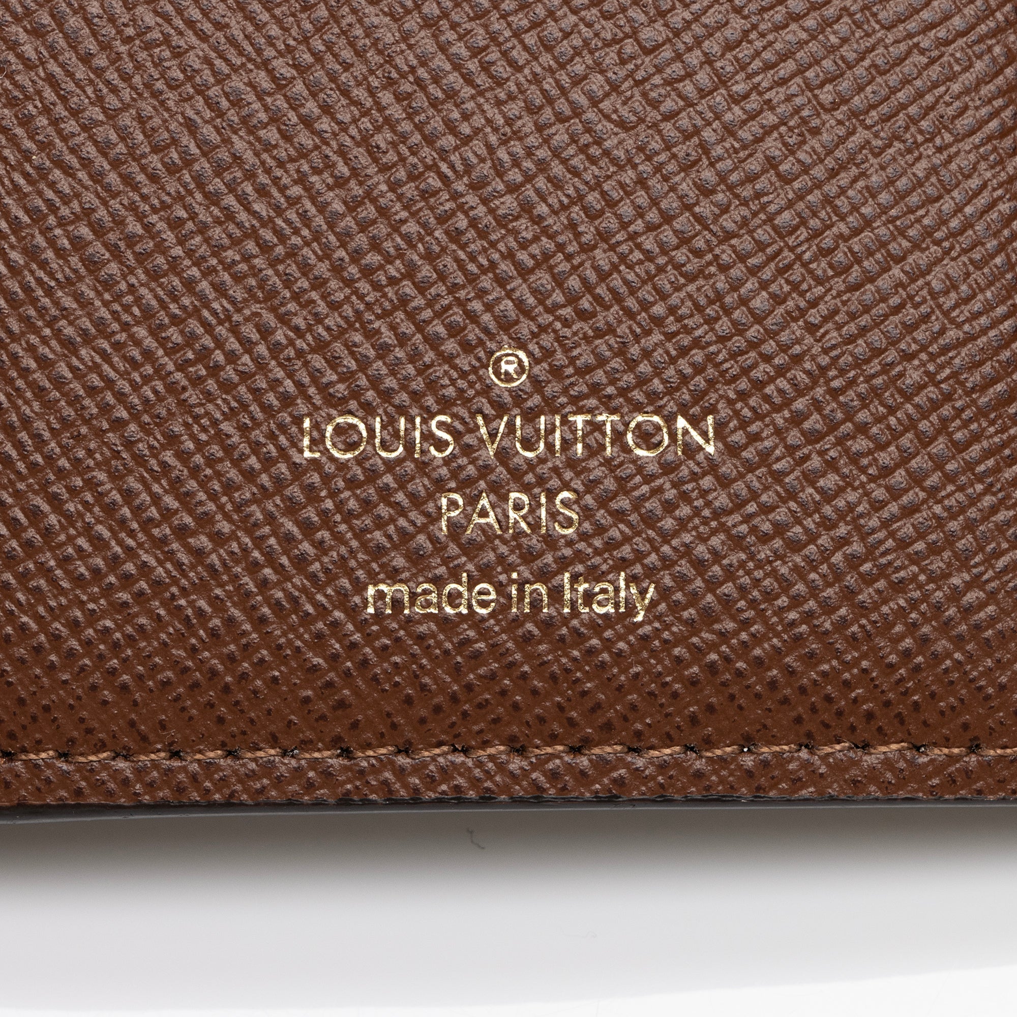 Louis Vuitton Monogram Canvas Victorine Wallet (SHF-975LnN)