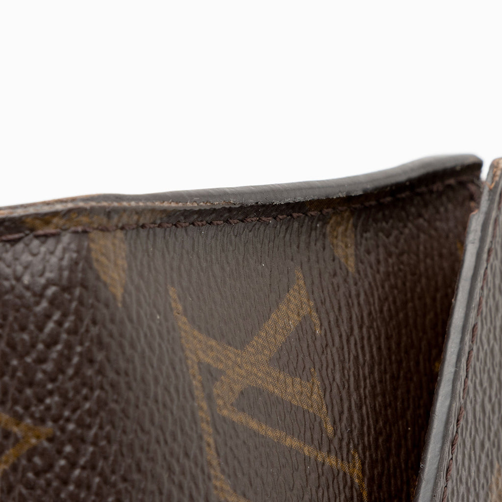 Louis Vuitton Monogram Canvas Victorine Wallet (SHF-7ha4BL)