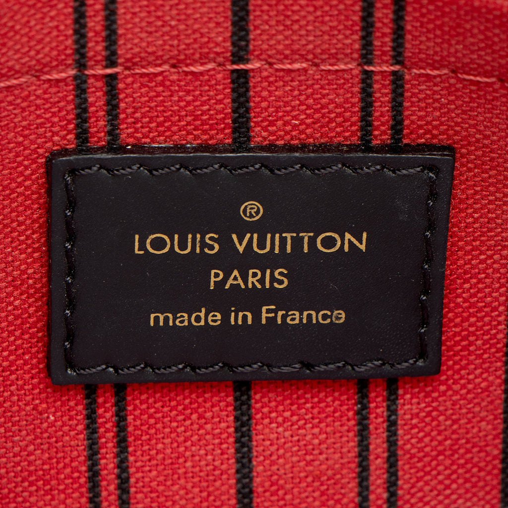 Louis Vuitton Monogram Canvas World Tour Neverfull MM Pochette