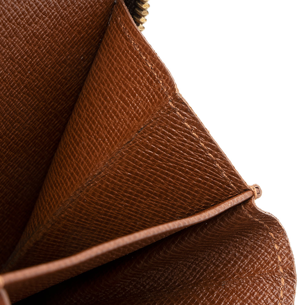 Louis Vuitton Monogram Canvas Zipped Compact Wallet (SHF-19780)