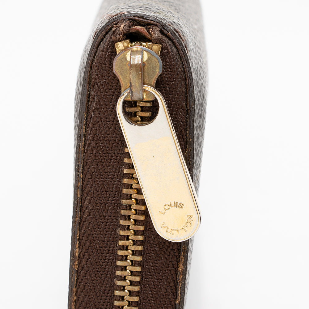 Louis Vuitton Monogram Canvas Zippy Coin Wallet (SHF-14653)