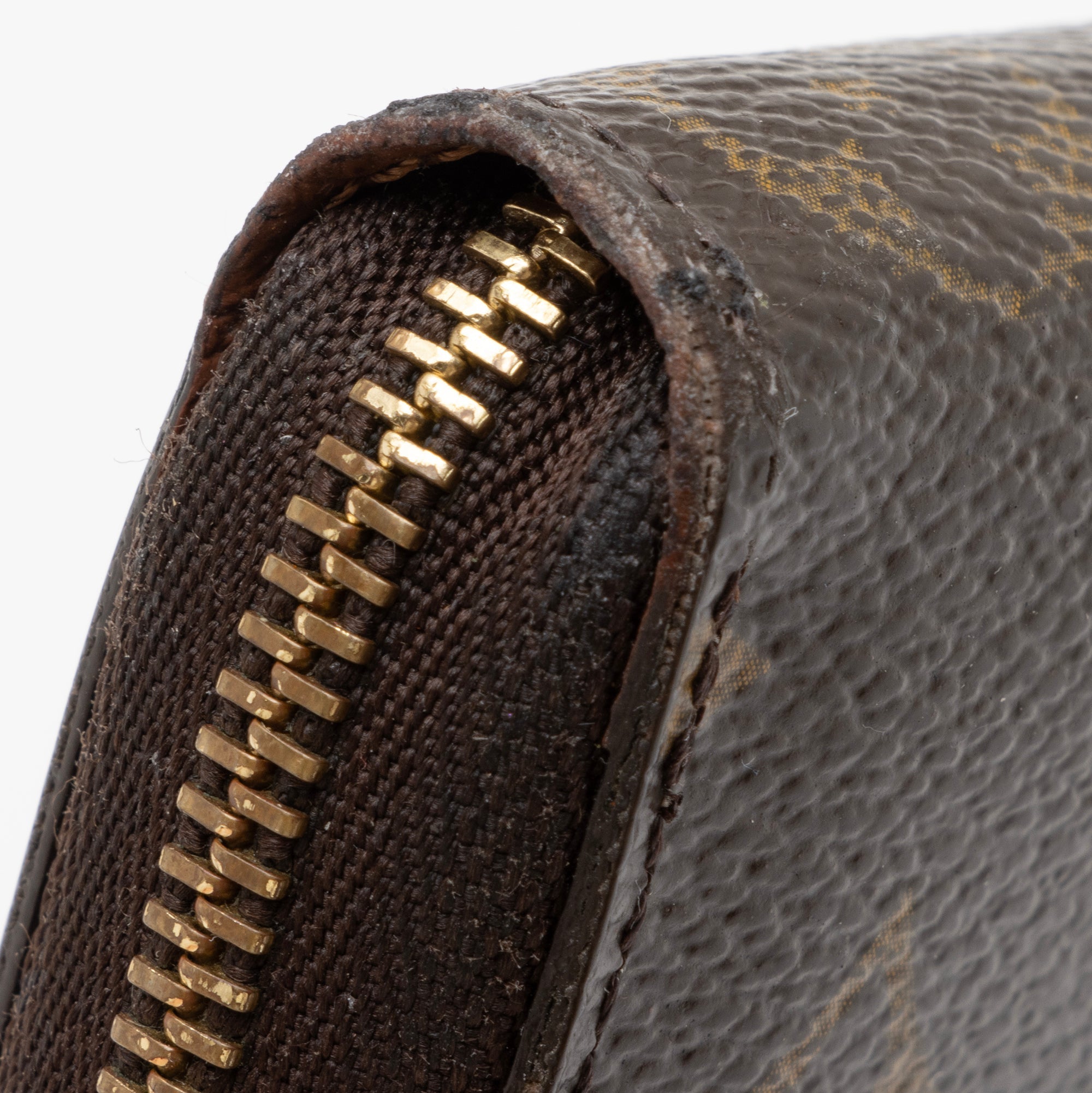 Louis Vuitton Monogram Canvas Zippy Coin Wallet (SHF-UiOZbp)