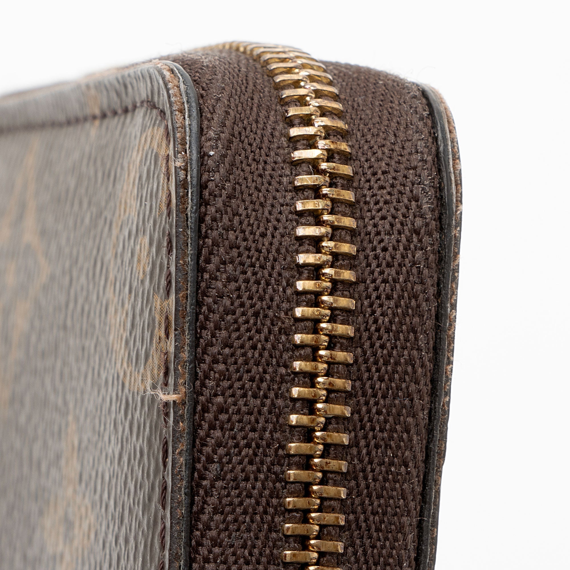Louis Vuitton Monogram Canvas Zippy Coin Wallet