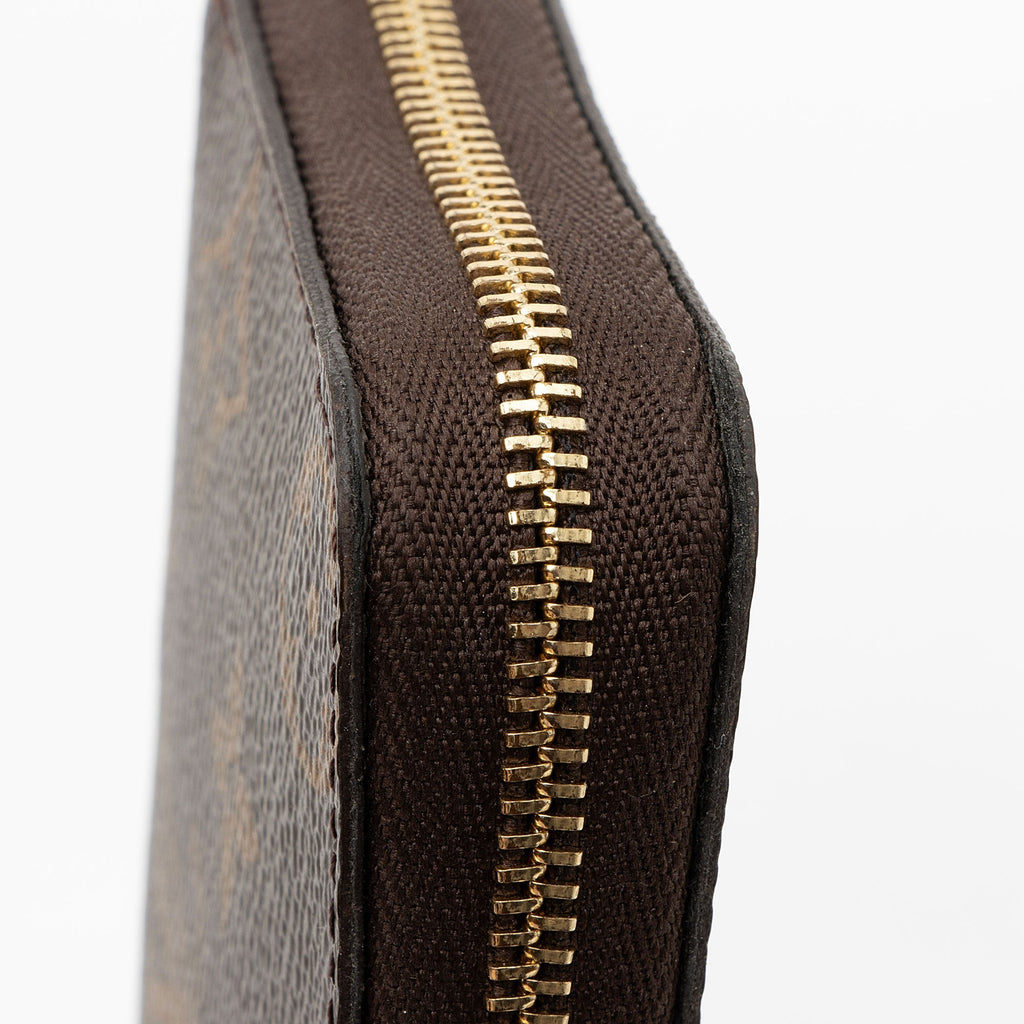 Louis Vuitton Monogram Canvas Zippy Coin Wallet