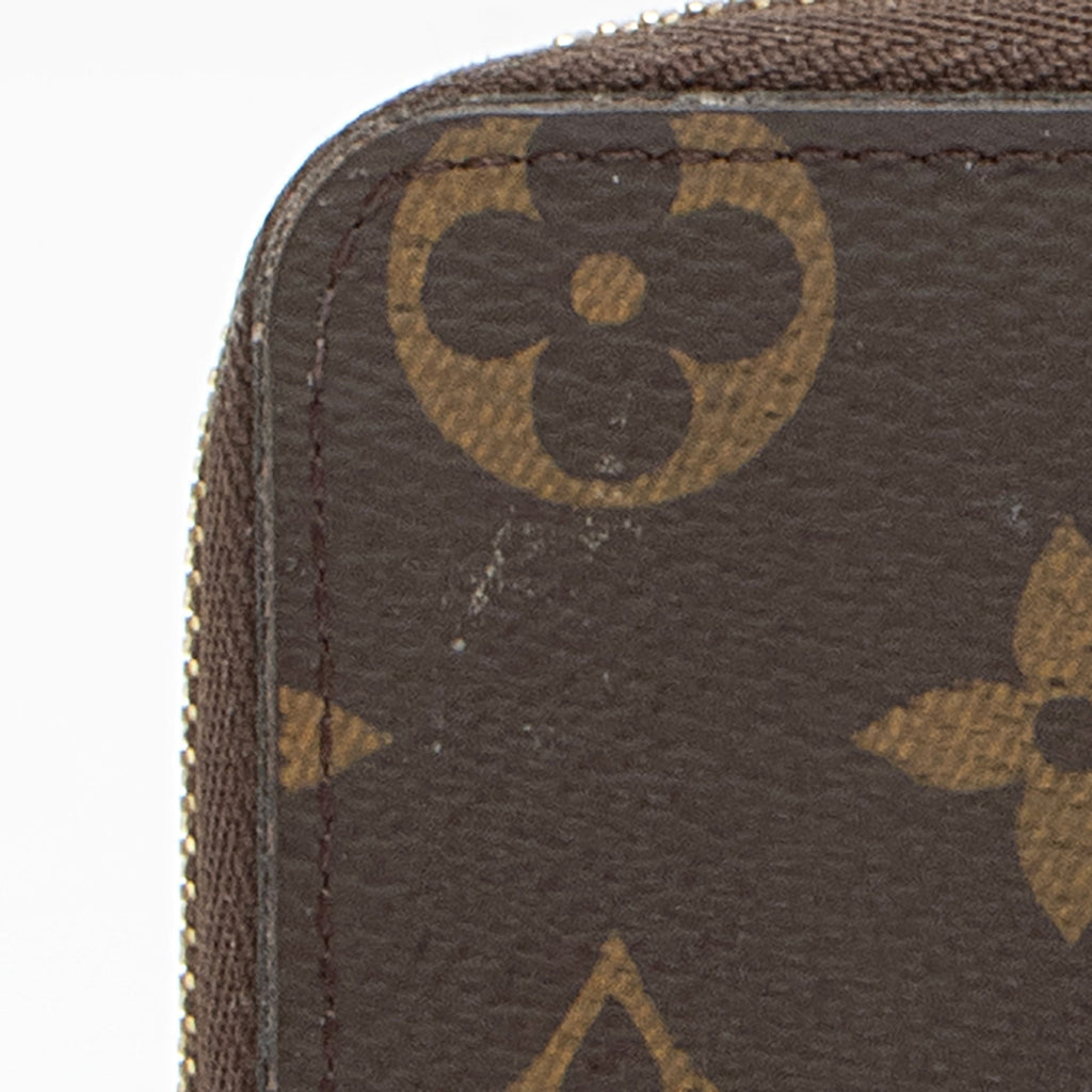 Louis Vuitton Monogram Canvas Zippy Coin Wallet