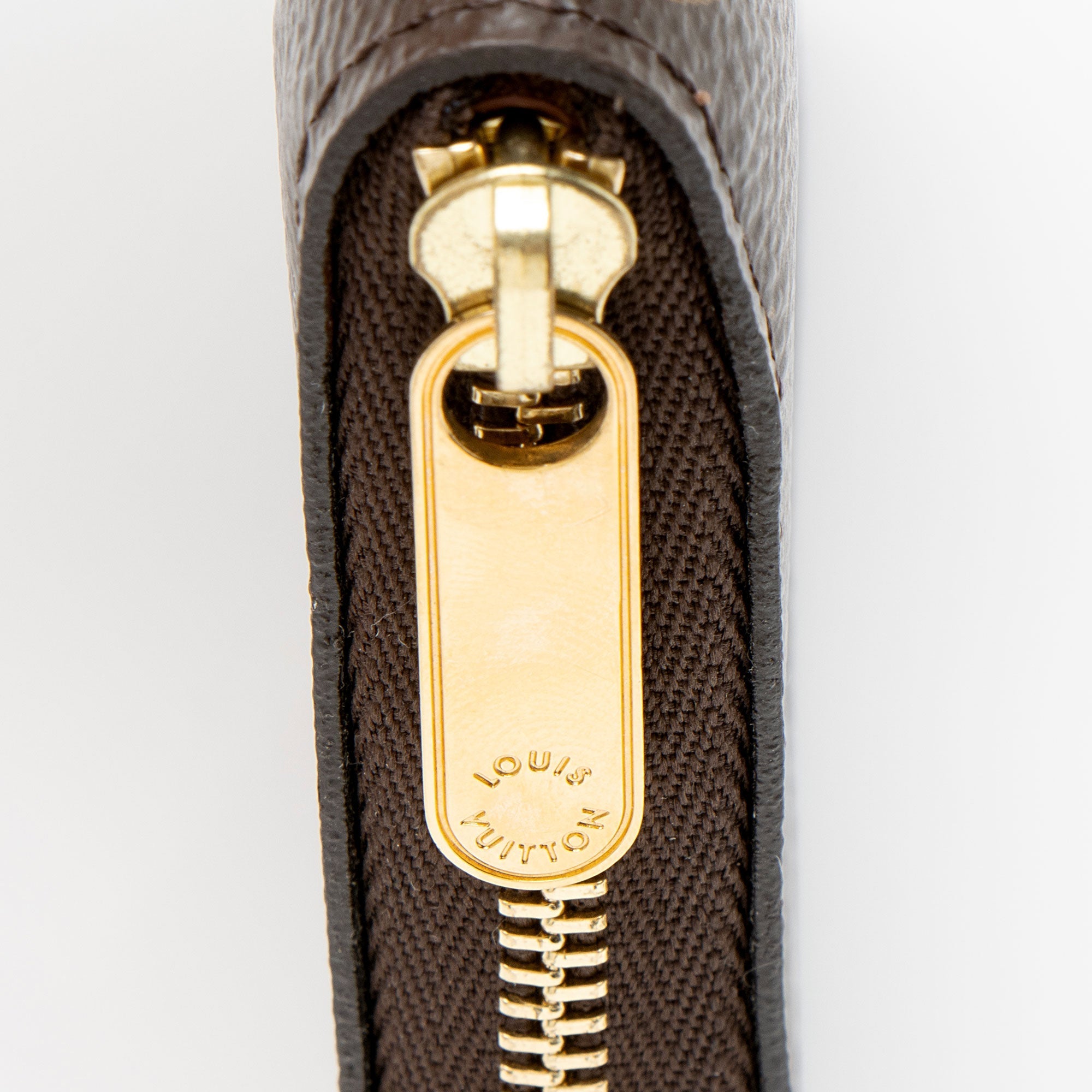 Louis Vuitton Monogram Canvas Zippy Coin Wallet