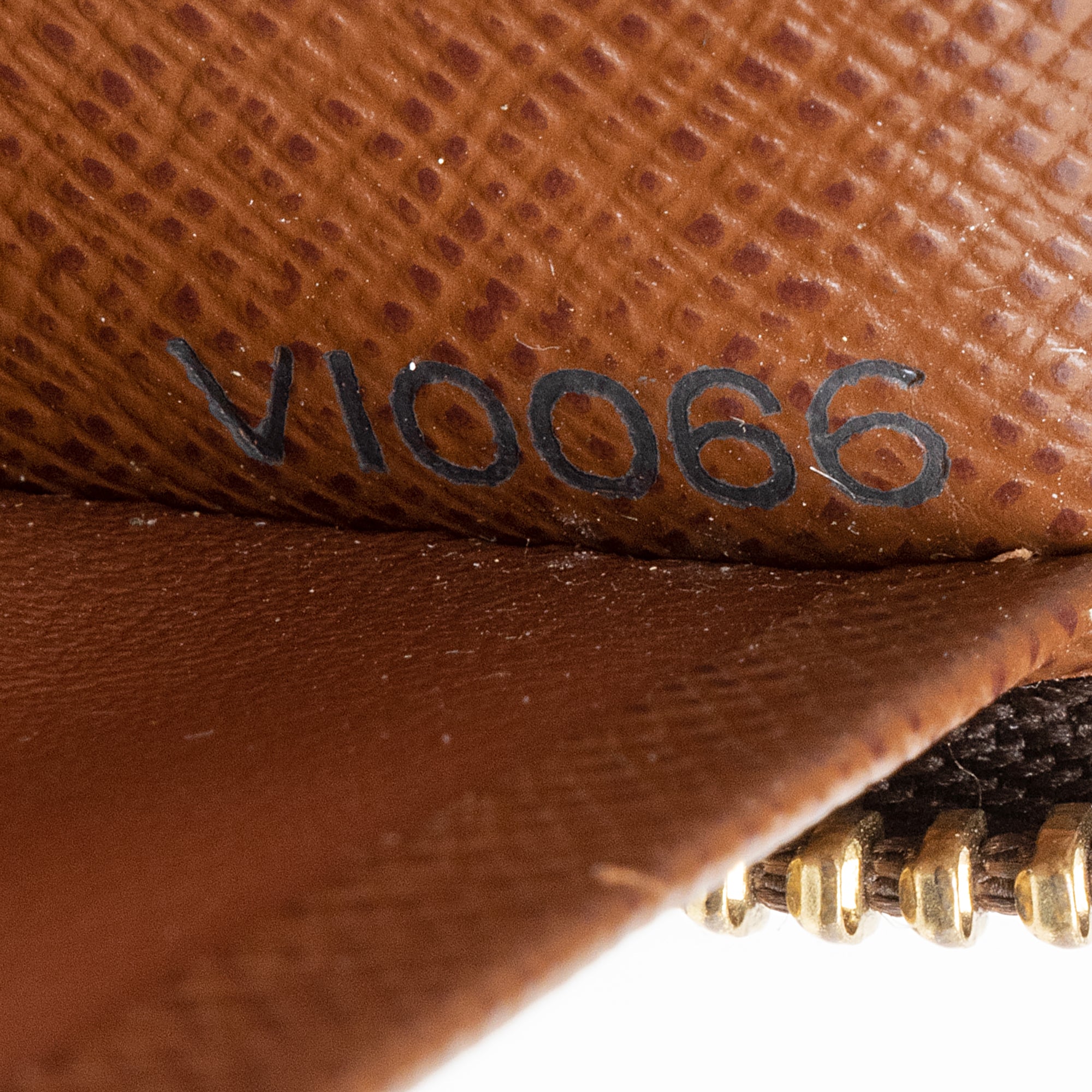 Louis Vuitton Monogram Canvas Zippy Organizer Wallet (SHF-22795)