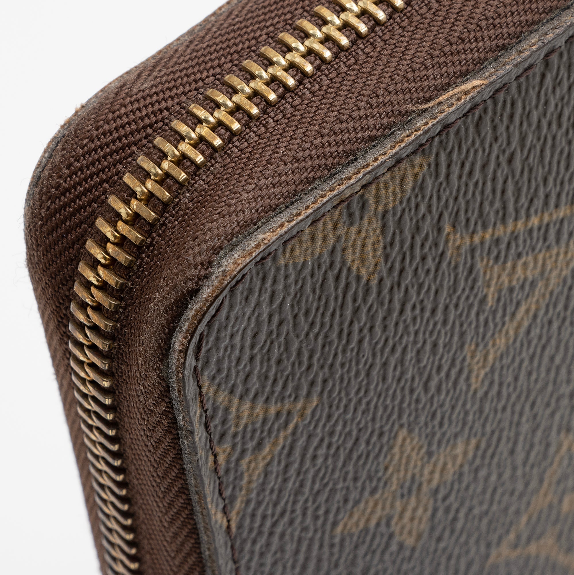 Louis Vuitton Monogram Canvas Zippy Organizer Wallet (SHF-22795)