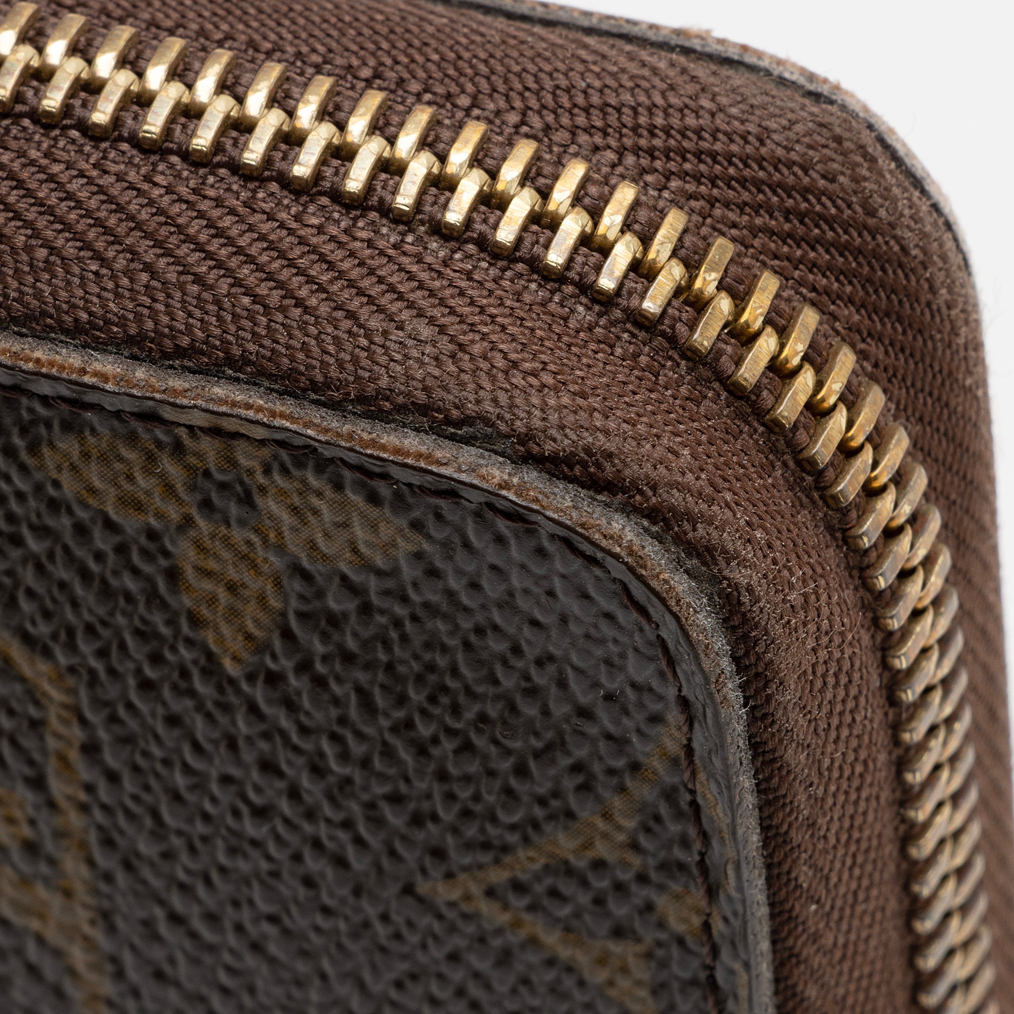 Louis Vuitton Monogram Canvas Zippy Organizer Wallet (SHF-22795)