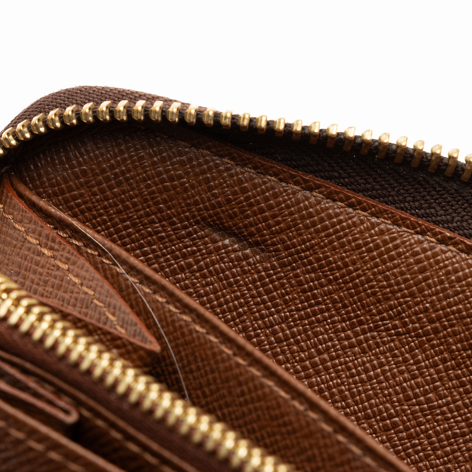 Louis Vuitton Monogram Canvas Zippy Organizer Wallet (SHF-ItTDd7)