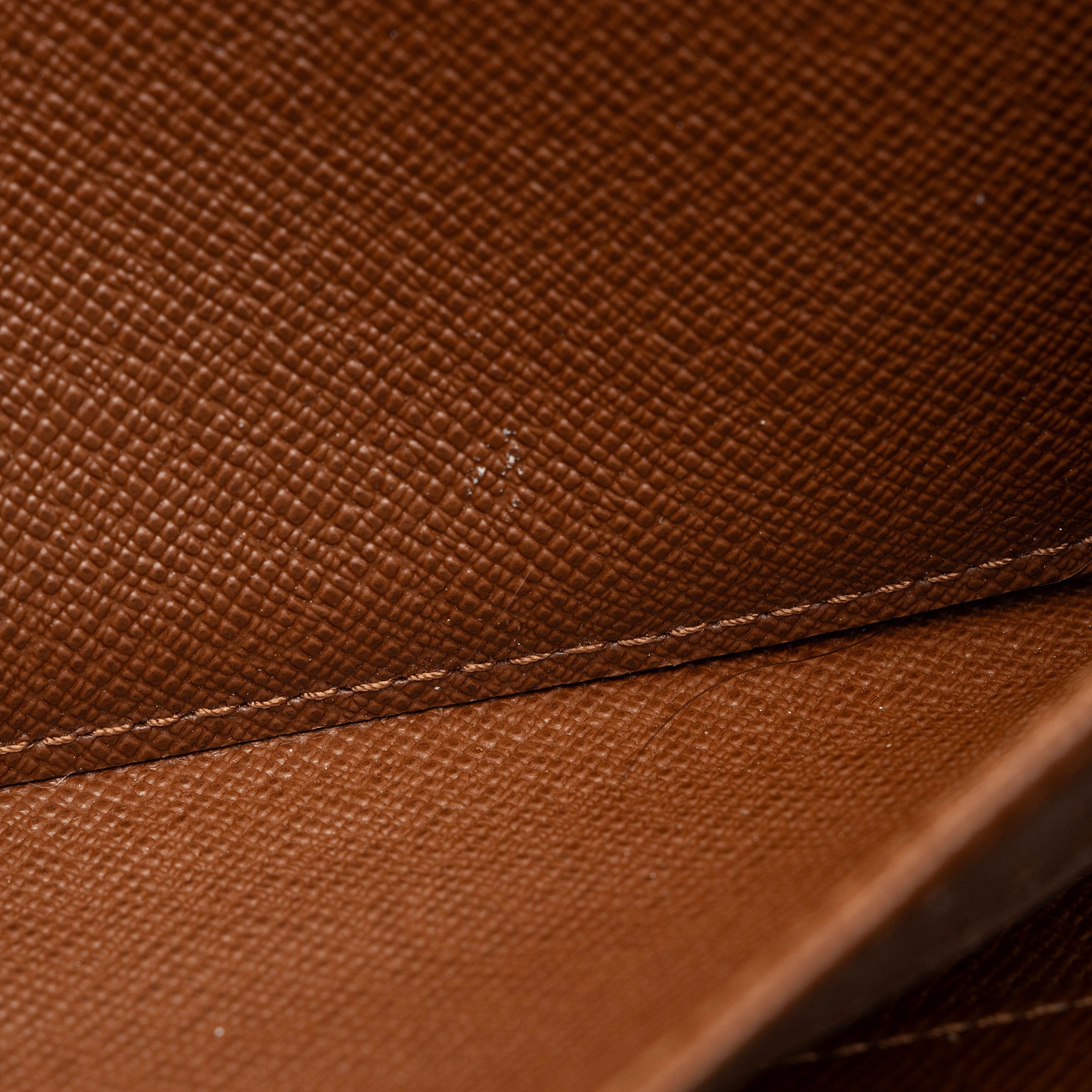 Louis Vuitton Monogram Canvas Zippy Organizer Wallet (SHF-ItTDd7)
