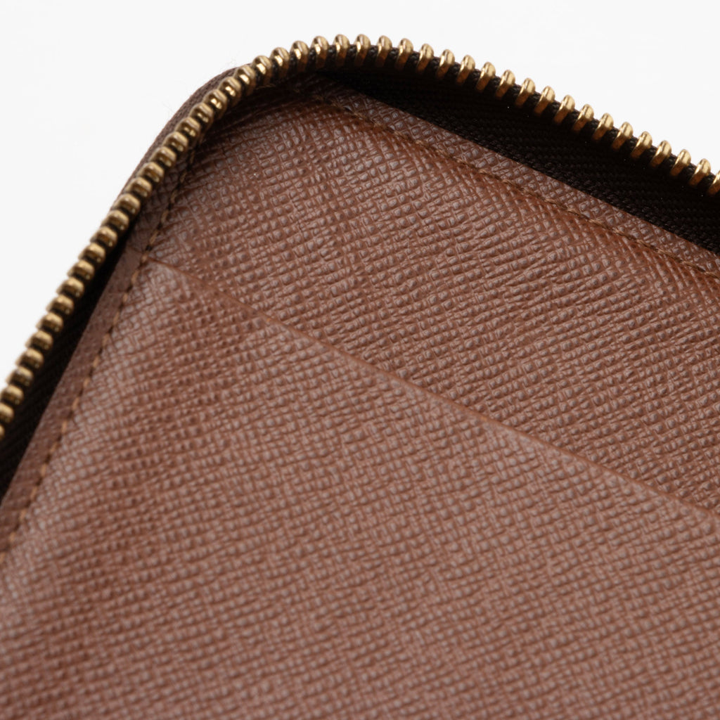 Louis Vuitton Monogram Canvas Zippy Organizer Wallet (SHF-Phah8D)