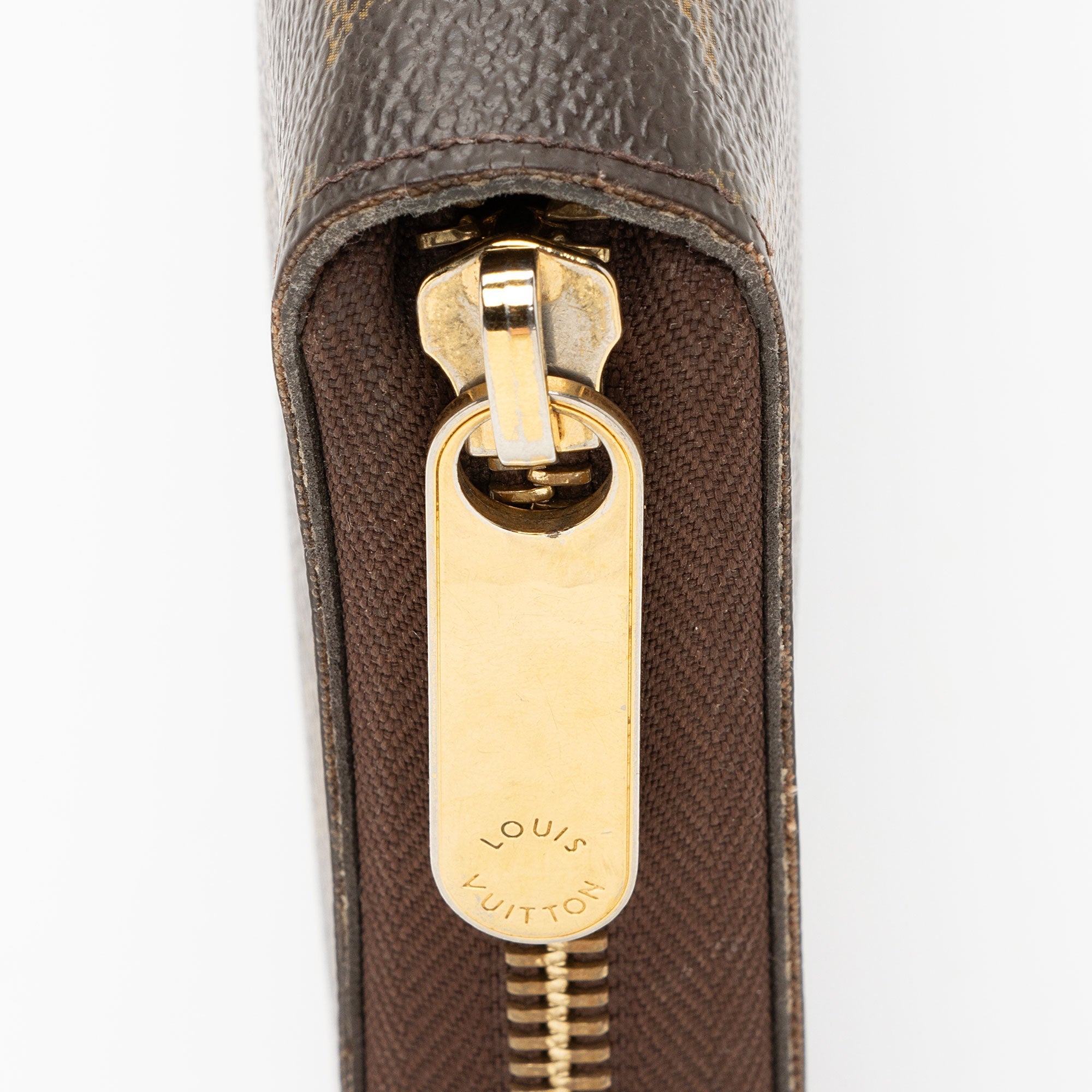 Louis Vuitton Monogram Canvas Zippy Organizer Wallet (SHF-P5q8pD)