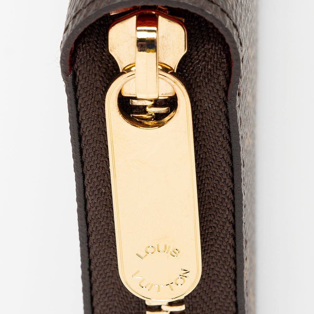 Louis Vuitton Monogram Canvas Zippy Wallet (SHF-20699)