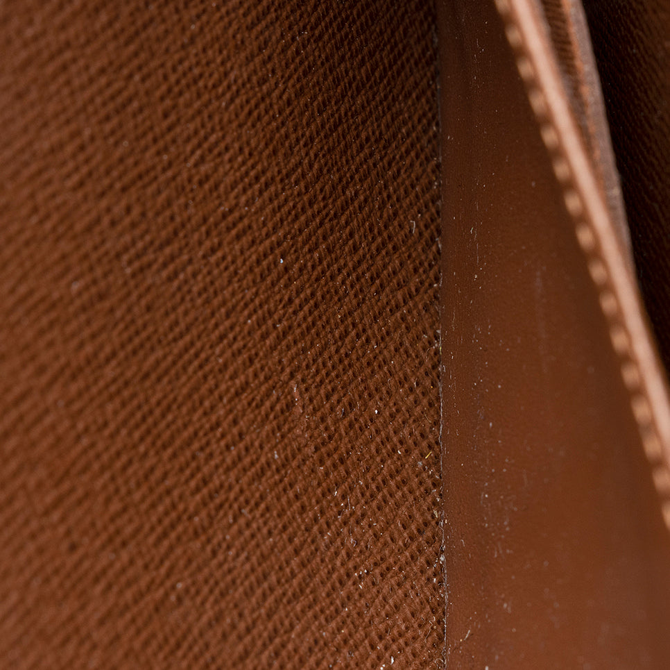 Louis Vuitton Monogram Canvas Zippy Wallet (SHF-21381)