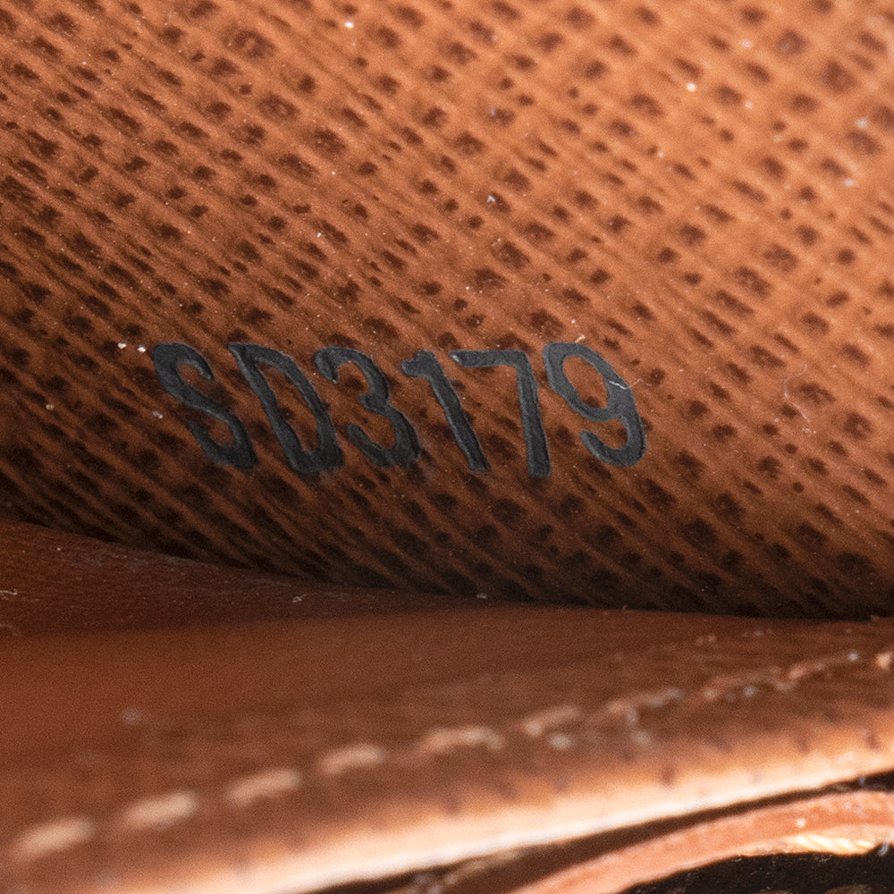 Louis Vuitton Monogram Canvas Zippy Wallet (SHF-21521)
