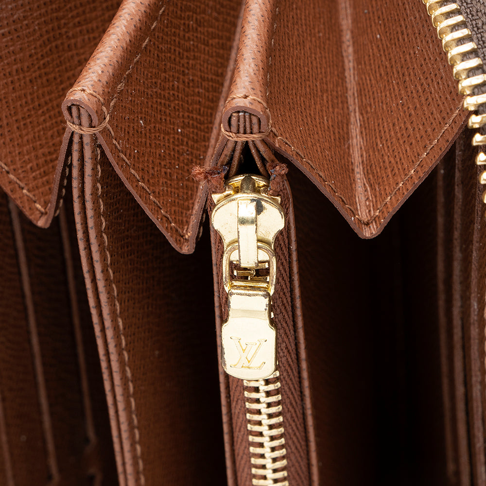 Louis Vuitton Monogram Canvas Zippy Wallet (SHF-21521)