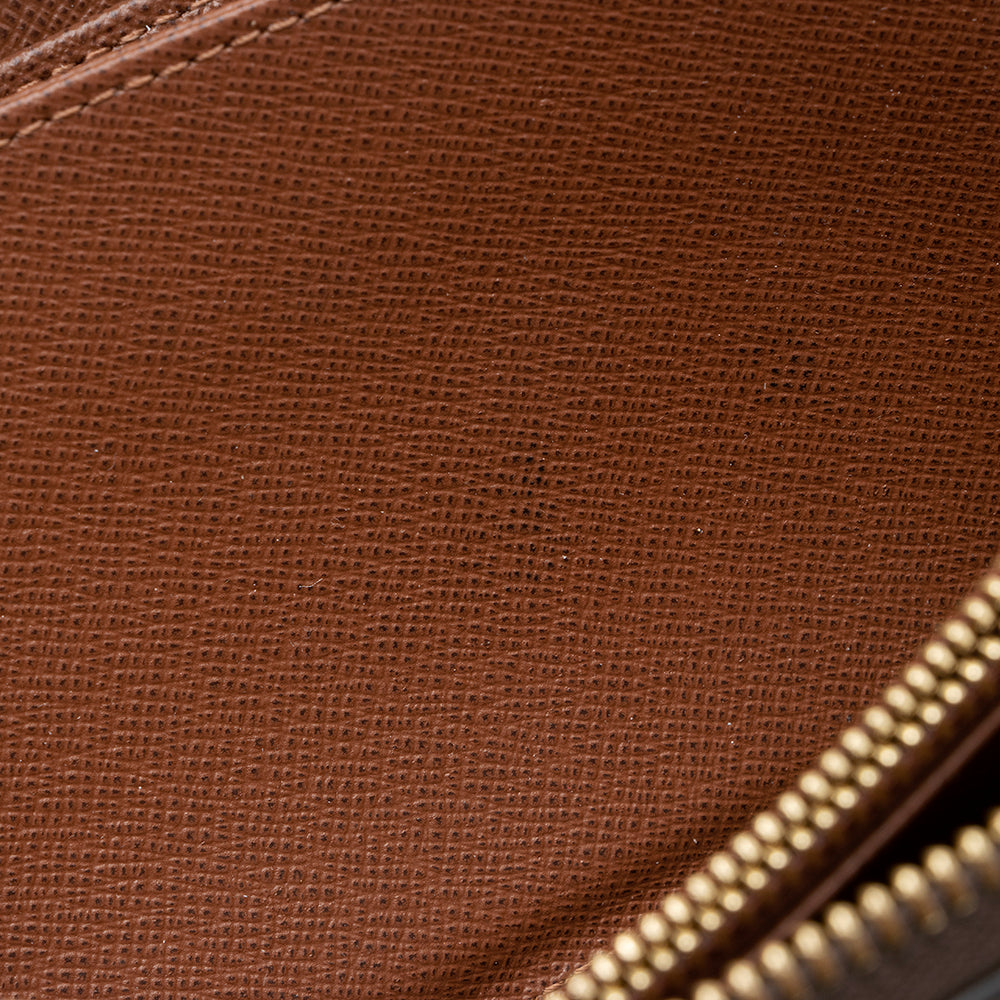 Louis Vuitton Monogram Canvas Zippy Wallet (SHF-21521)
