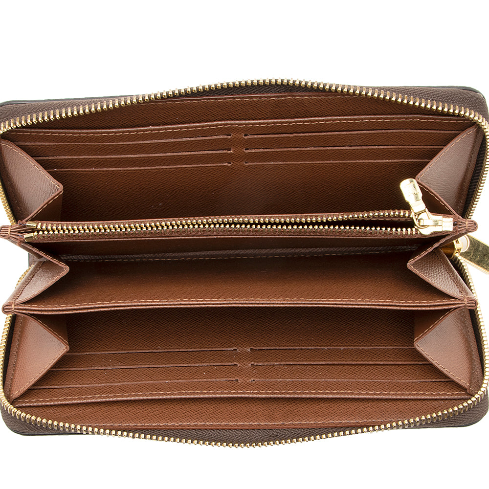 Louis Vuitton Monogram Canvas Zippy Wallet (SHF-21521)