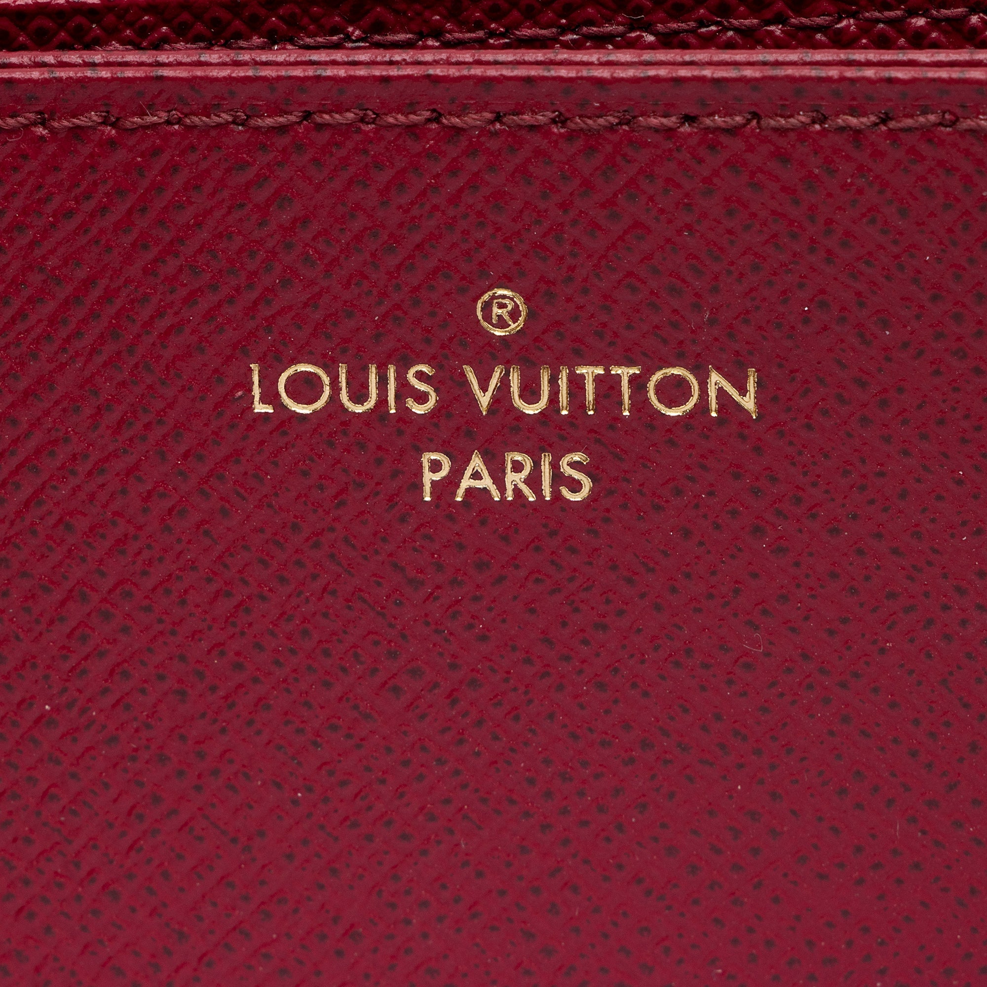 Louis Vuitton Monogram Canvas Zippy Wallet (SHF-23817)