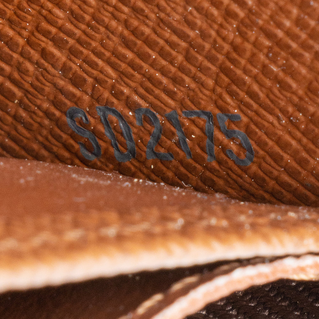 Louis Vuitton Monogram Canvas Zippy Wallet (SHF-23443)