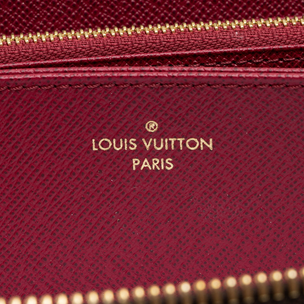 Louis Vuitton Monogram Canvas Zippy Wallet (SHF-23819)