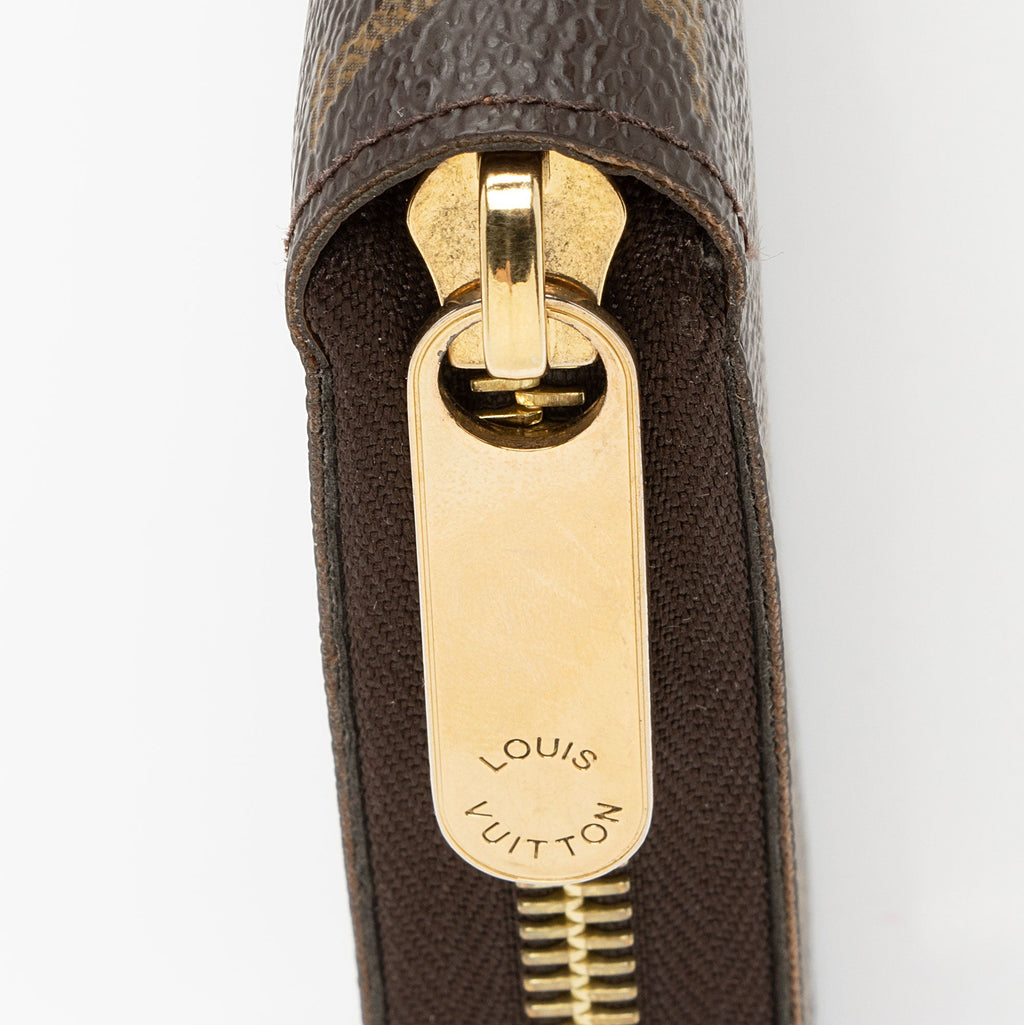 Louis Vuitton Monogram Canvas Zippy Wallet (SHF-7EaHIa)
