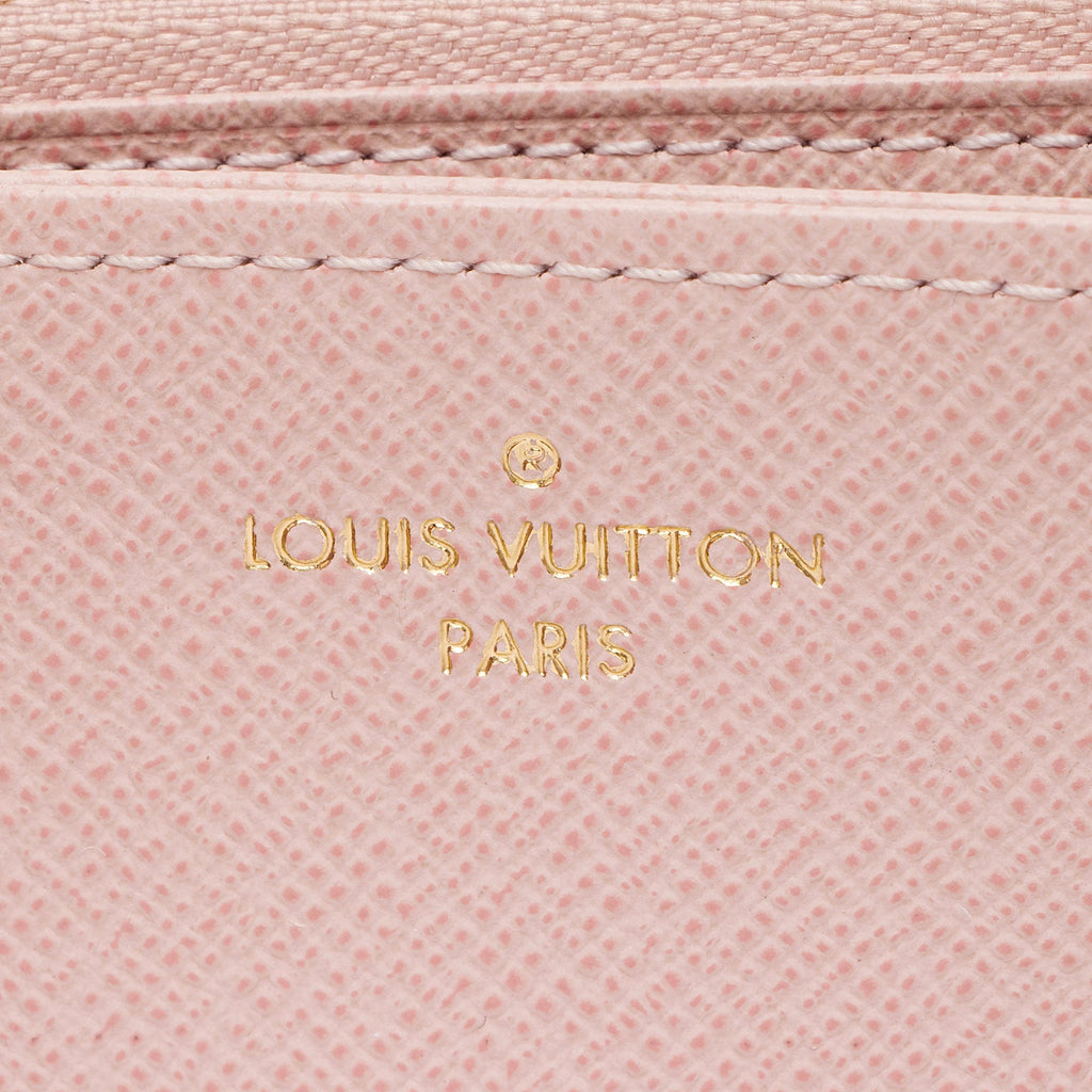 Louis Vuitton Monogram Canvas Zippy Wallet (SHF-7jNUxQ)