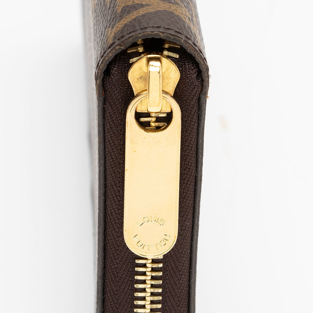 Louis Vuitton Monogram Canvas Zippy Wallet (SHF-yemJGR)
